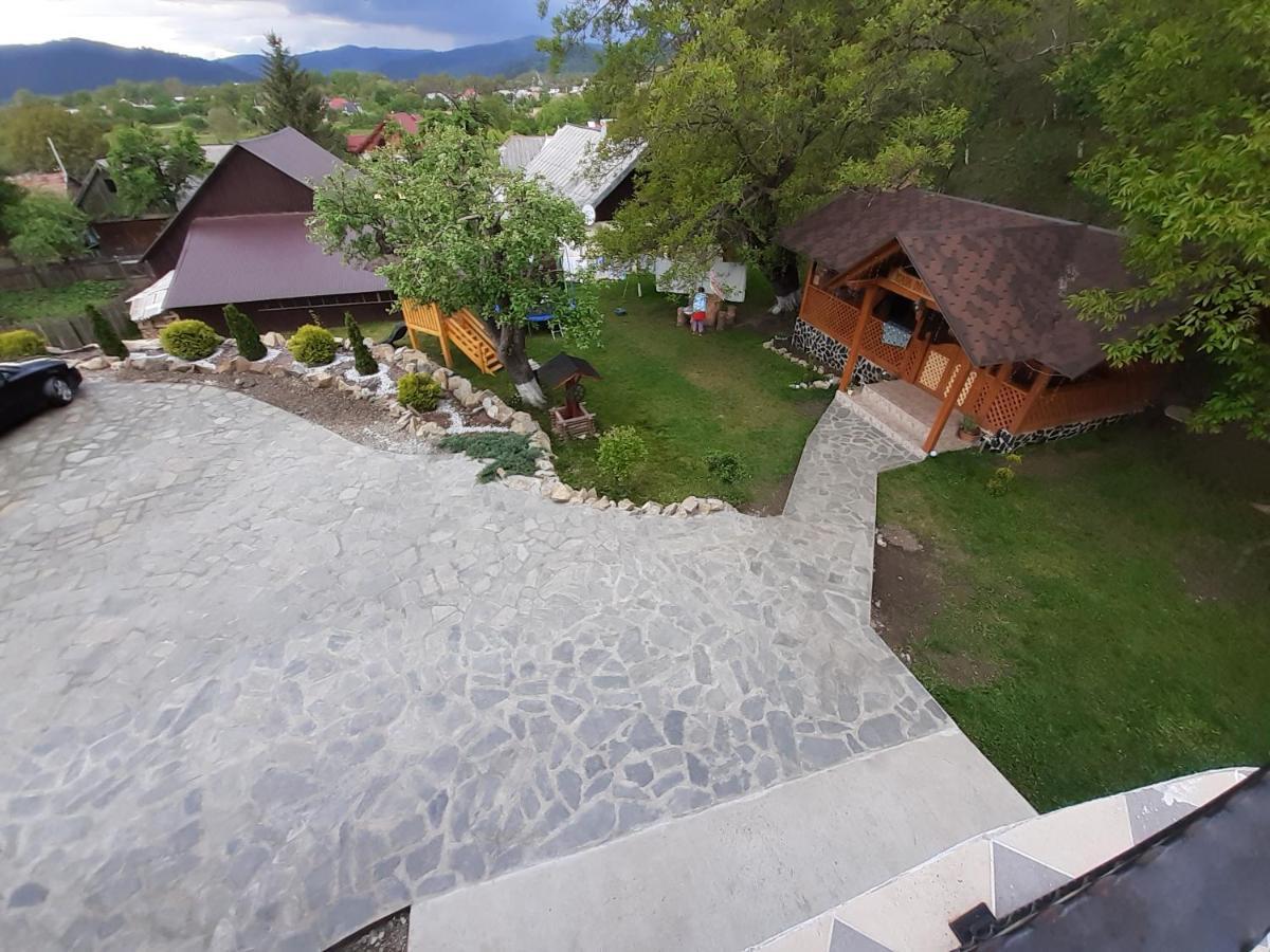 Vila Casa Dintre Pini Păltinoasa Exteriér fotografie