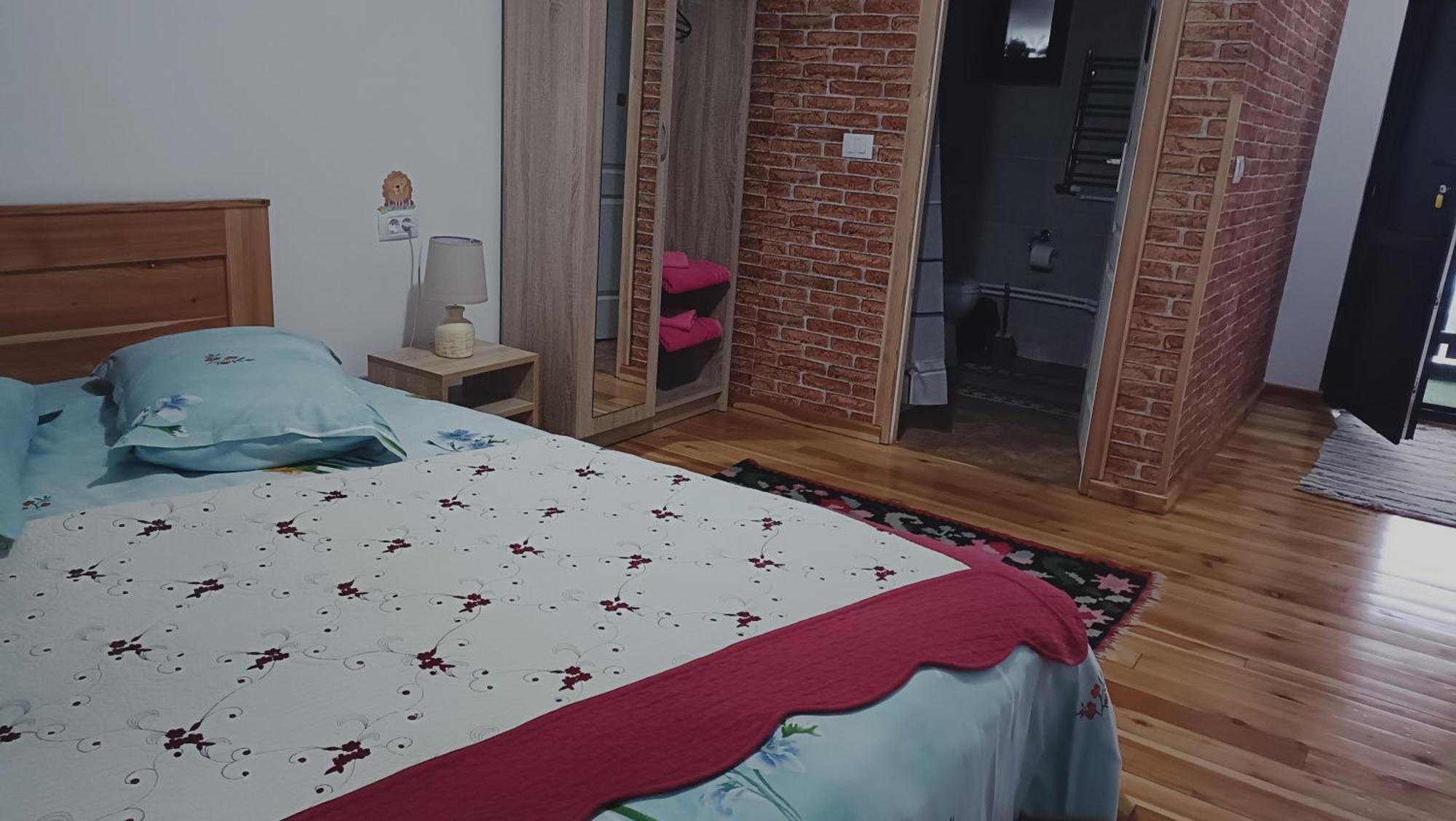 Vila Casa Dintre Pini Păltinoasa Exteriér fotografie